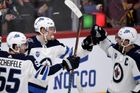 Fin Laine zazářil v duelu NHL v Helsinkách hattrickem