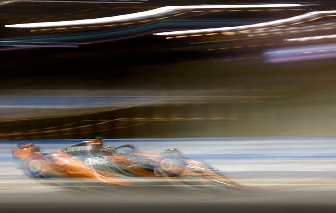 Oscar Piastri, McLaren v kvalifikaci na VC Bahrajnu F1 2025