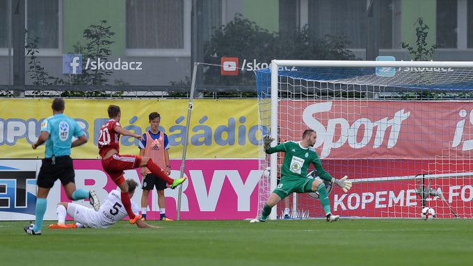 Šimon Falta střílí svůj druhý gól