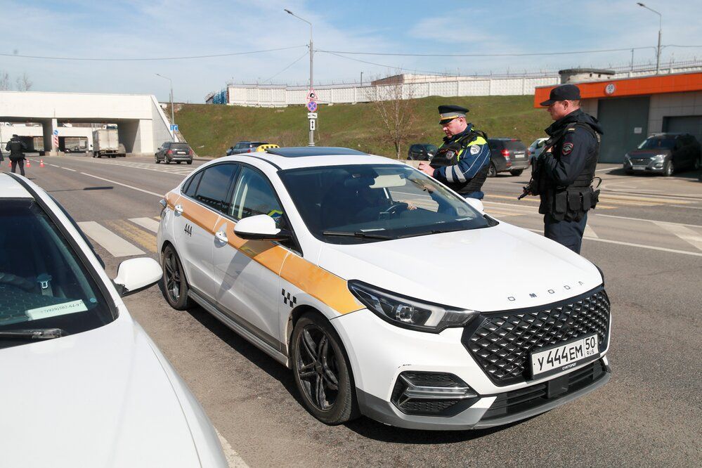 Ruská policie, čínské auto v Rusku