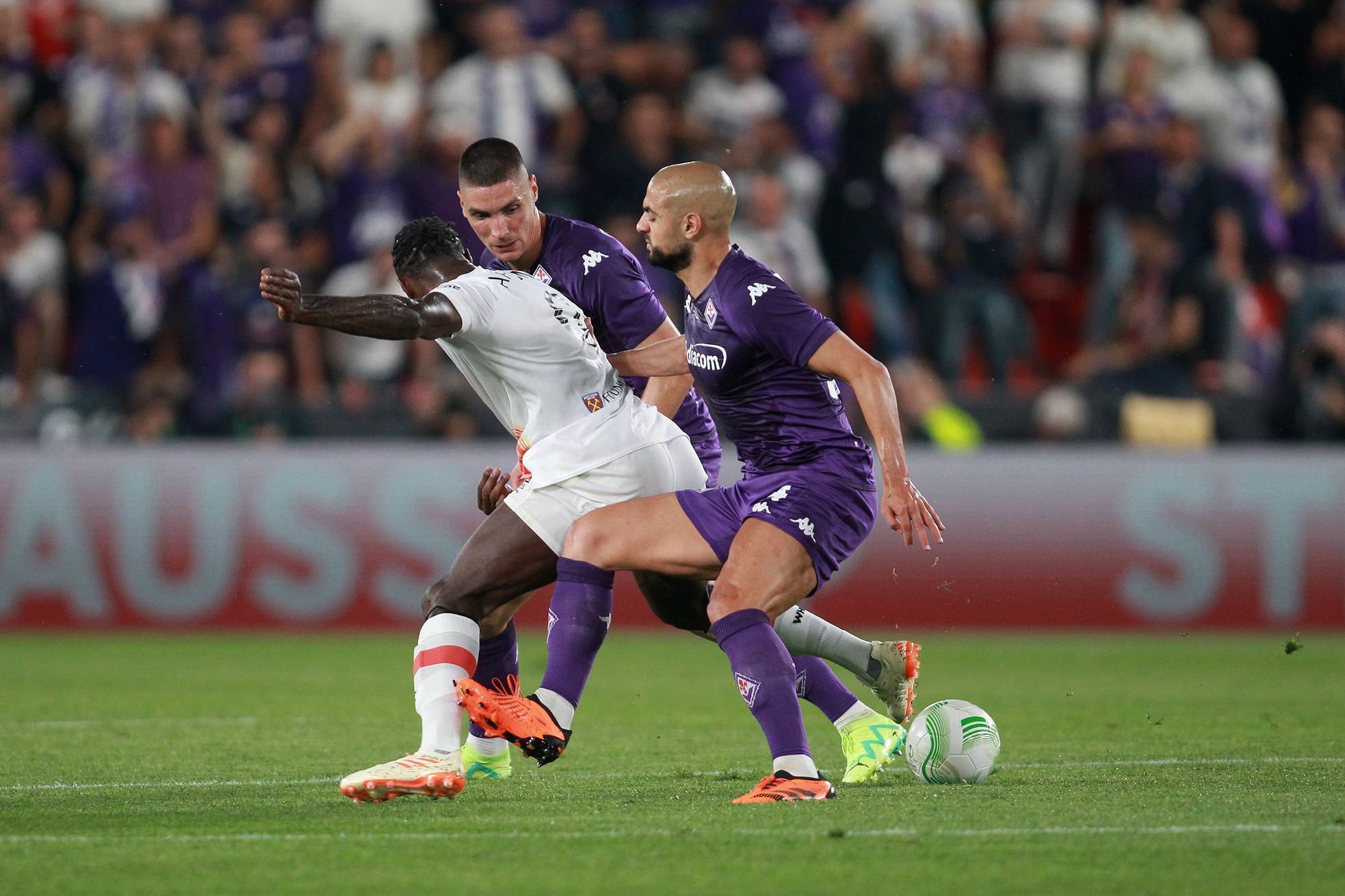 Michail Antonio ve finále Konferenční ligy Fiorentina - West Ham