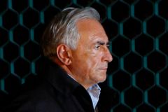 Šéf MMF skončil v ponuré Hrobce: mříže a strašné jídlo