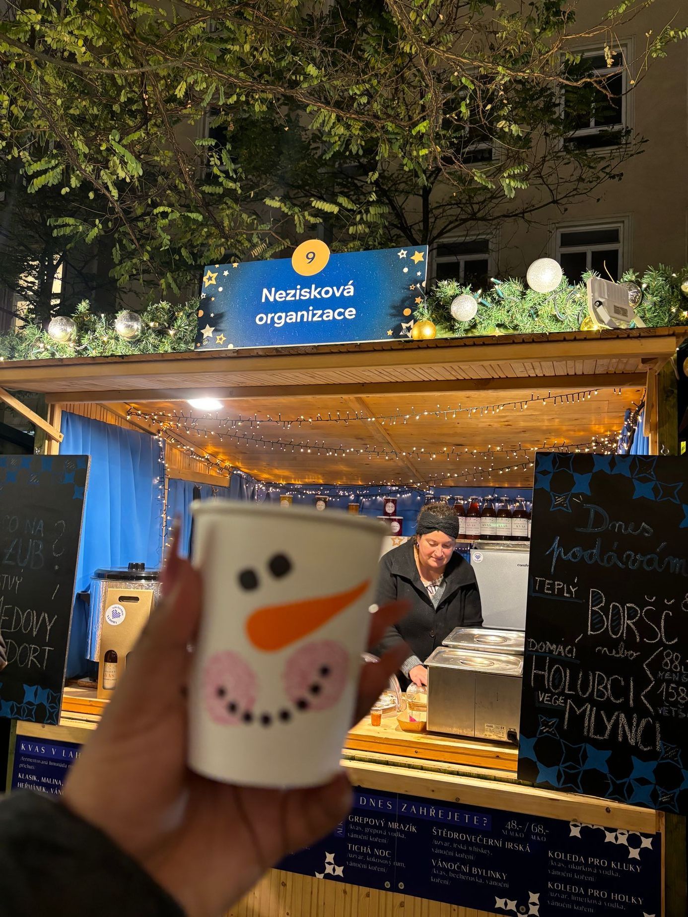 Buď laska a Vánoce