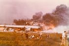 Leteckou katastrofou s nejvíce mrtvými je nehoda z roku 1977, kdy se na letišti na Tenerife na Kanárských ostrovech střetly dva letouny Boeing 747. O život přišlo 583 lidí.