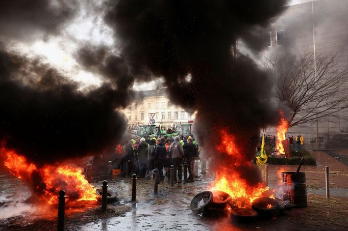 Protesty farmářů v centru Bruselu 1. února 2024.