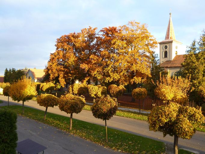 Kostel v Lužci nad Cidlinou. Foto: Hana Vízková, DiS.