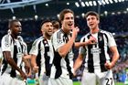 Fotbalisté Juventusu v Lize mistrů porazili Eindhoven, uspěla i Aston Villa