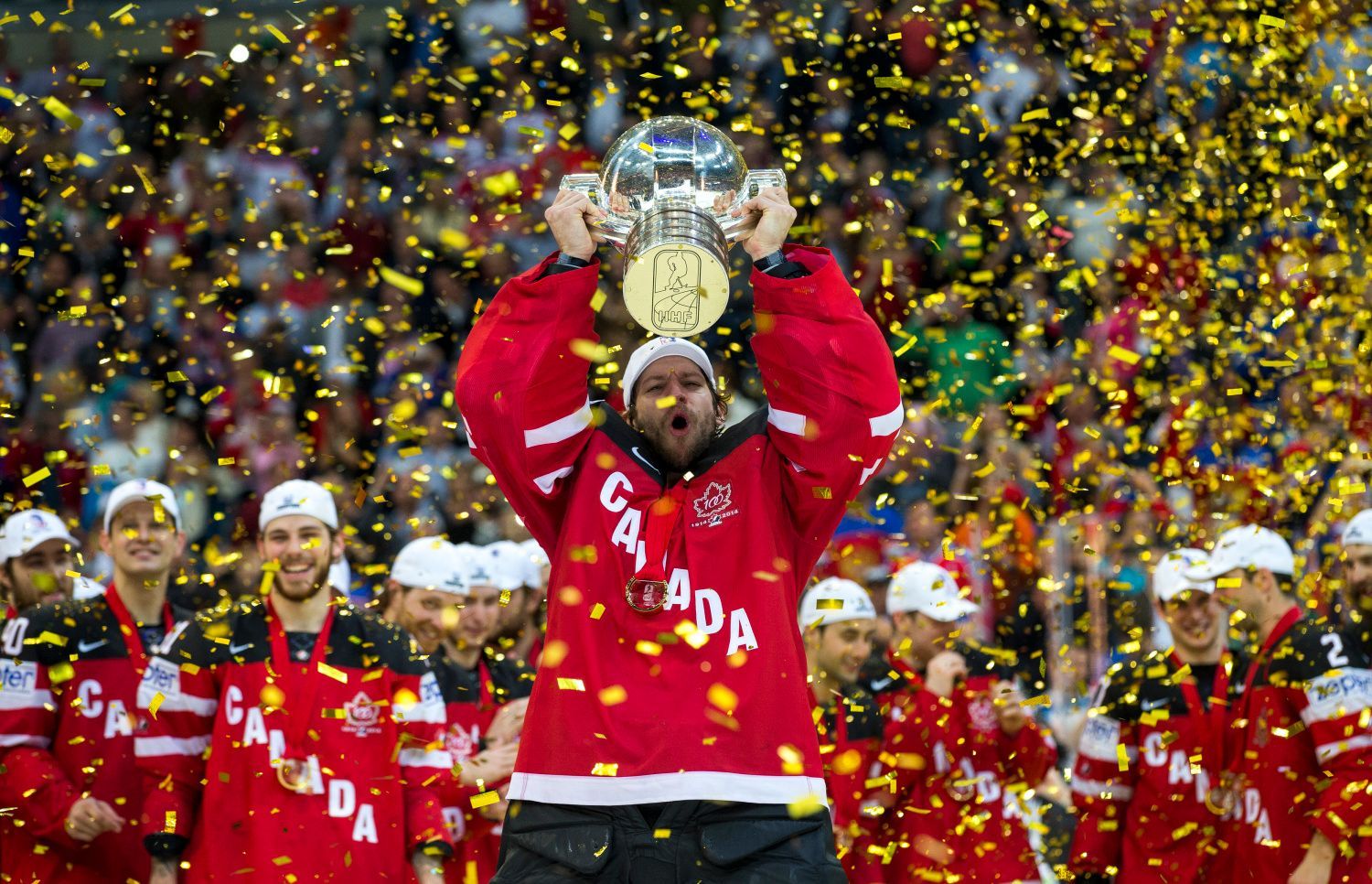 MS 2015, finále Kanada-Rusko: Mike Smith s trofejí pro mistry světa