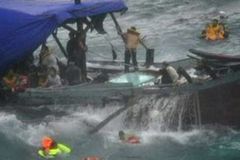 U Indonésie se potopila loď se 170 běženci, 18 mrtvých