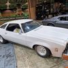 historická a filmová auta autosalon Paříž