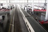 První souprava se objevila už v roce 1992 na trati z Madridu do Sevilly. Vlak ale tehdy mohl jet "jen" rychlostí 270 kilometrů za hodinu.