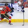 NHL: Tampa Bay Lightning vs Calgary Flames (Gudas a Byron)