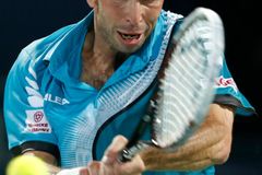 VIDEO Jednička nestíhá. Takhle si Štěpánek povodil Nadala