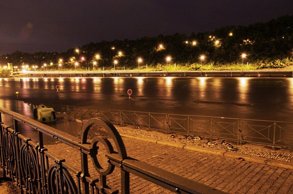 Povodeň červen 2013 - noční Praha