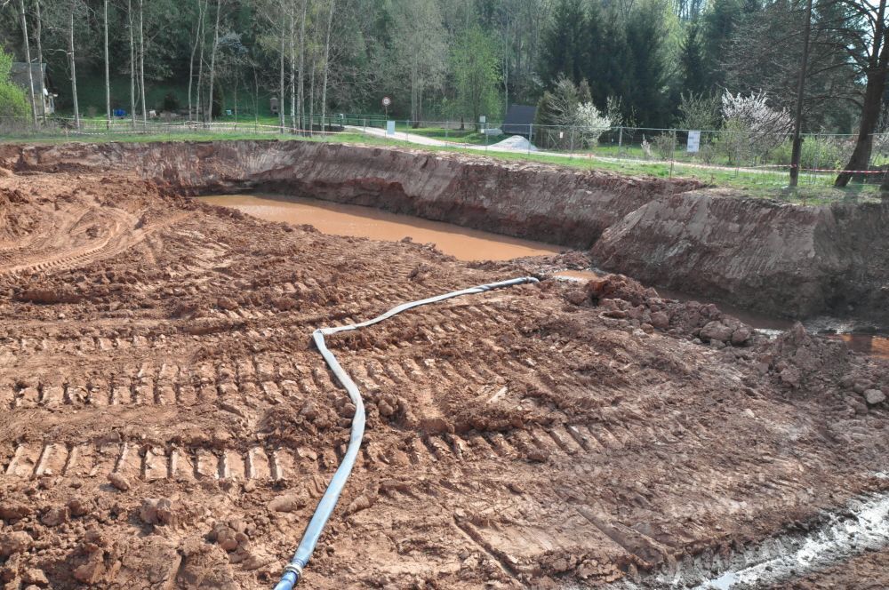 Granát Turnov těžba výroba šperků šperky drahokam