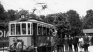 Znakem rudé hvězdy byla vybavena i vozidla městské hromadné dopravy. Tato fotografie byla pořízena v roce 1947 na konečné tramvaje v centru Budapešti.