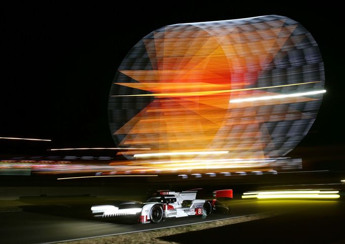 24 h Le Mans 2015: Audi R18 e-tron quattro