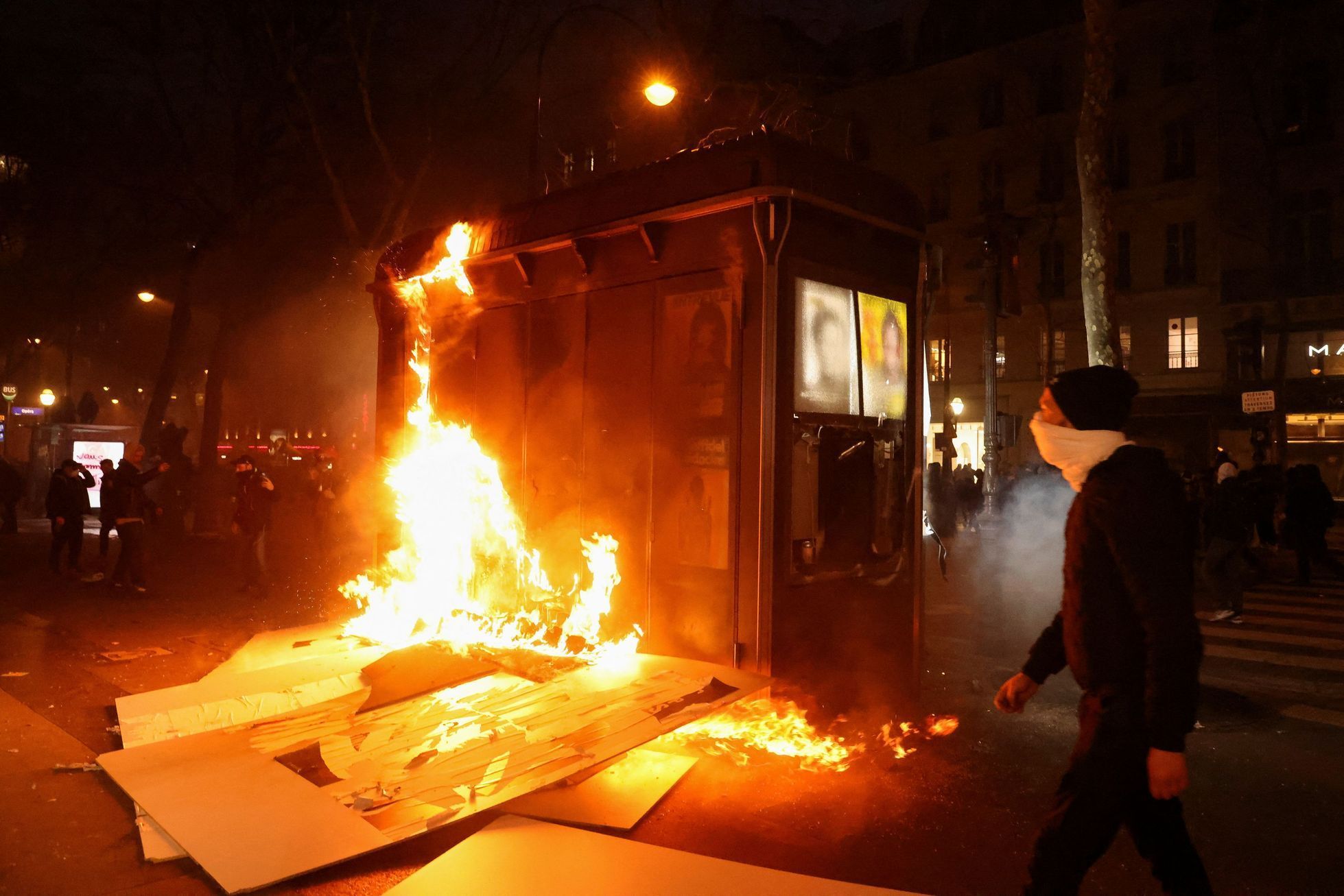 Francie, důchodová reforma, protest.