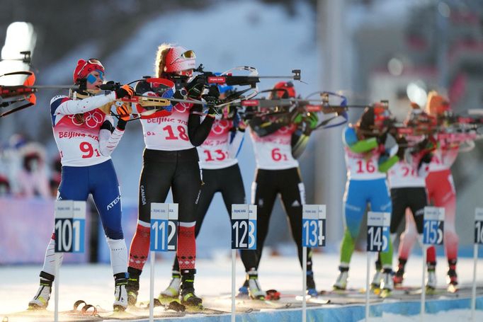 Jessica Jislová pří smíšené štafetě na olympiádě v Pekingu 2022