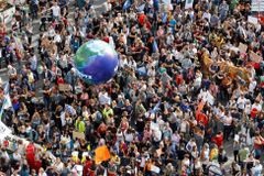 Od varovné zprávy o tání ledu po zelený obrat v Evropě. Klimatický kalendář roku 2019