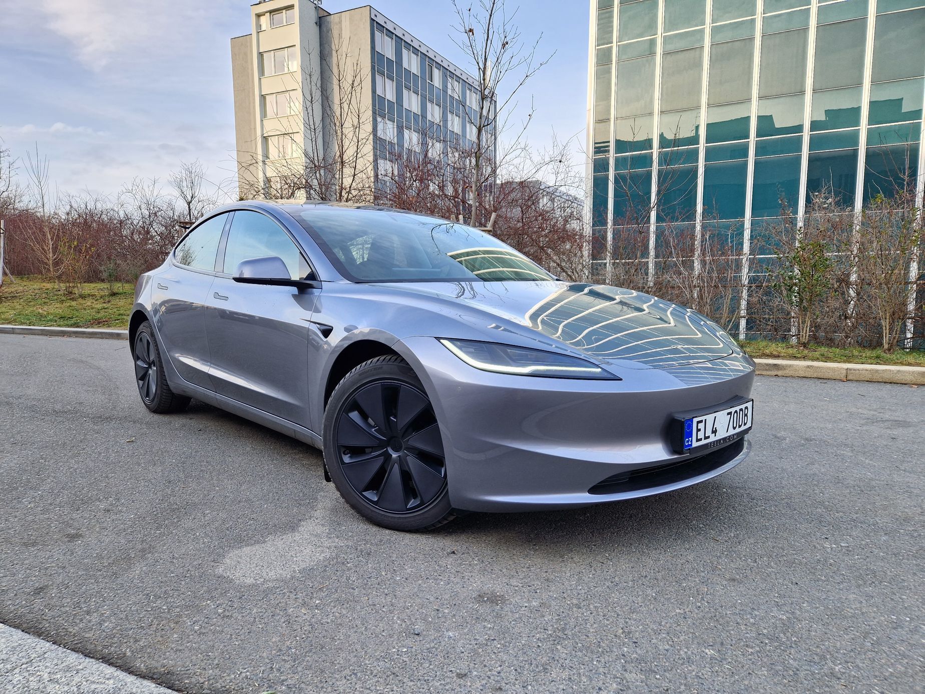 Tesla Model 3 Long Range test