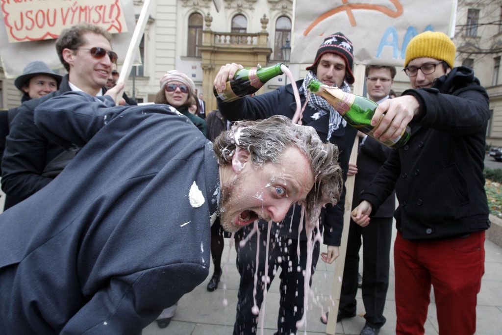 Happening proti bezohlednosti koperací