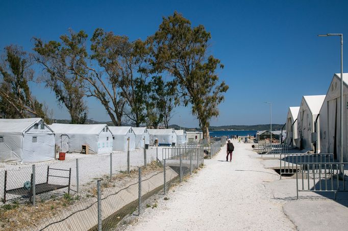 Uprchlický tábor Kara Tepe na ostrově Lesbos v Řecku.