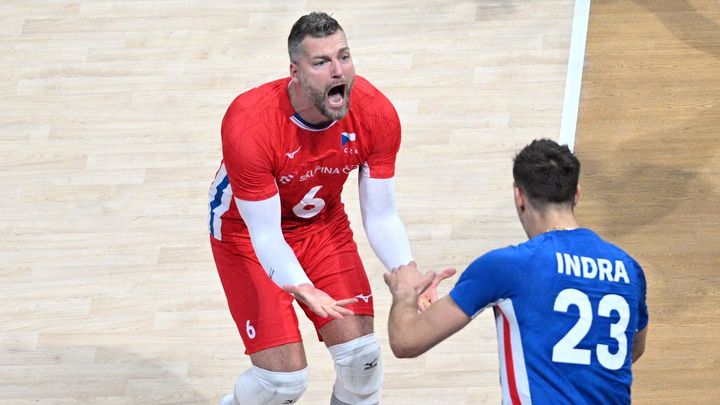 Pohádka nekončí! Volejbalisté sahají po medaili, neskutečný obrat nakopl zkrat lídra; Zdroj foto: Reuters
