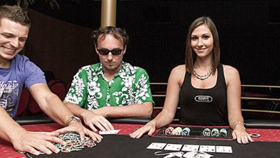 Začíná studentská pokerová liga o 150 tisíc korun!