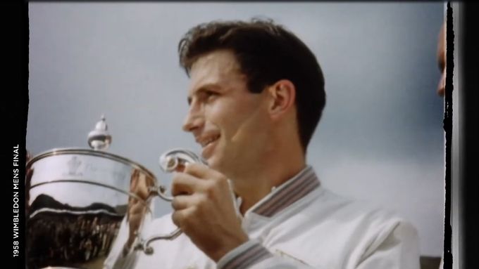 Ashley Cooper o vítězství na Wimbledonu 1958. Sledujte ukázku dokumentu Tennis Australia