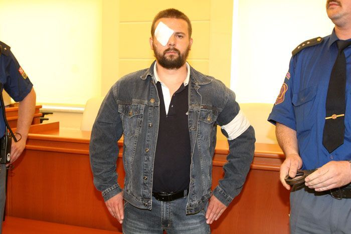 Prodej dětí u soudu v Chebu