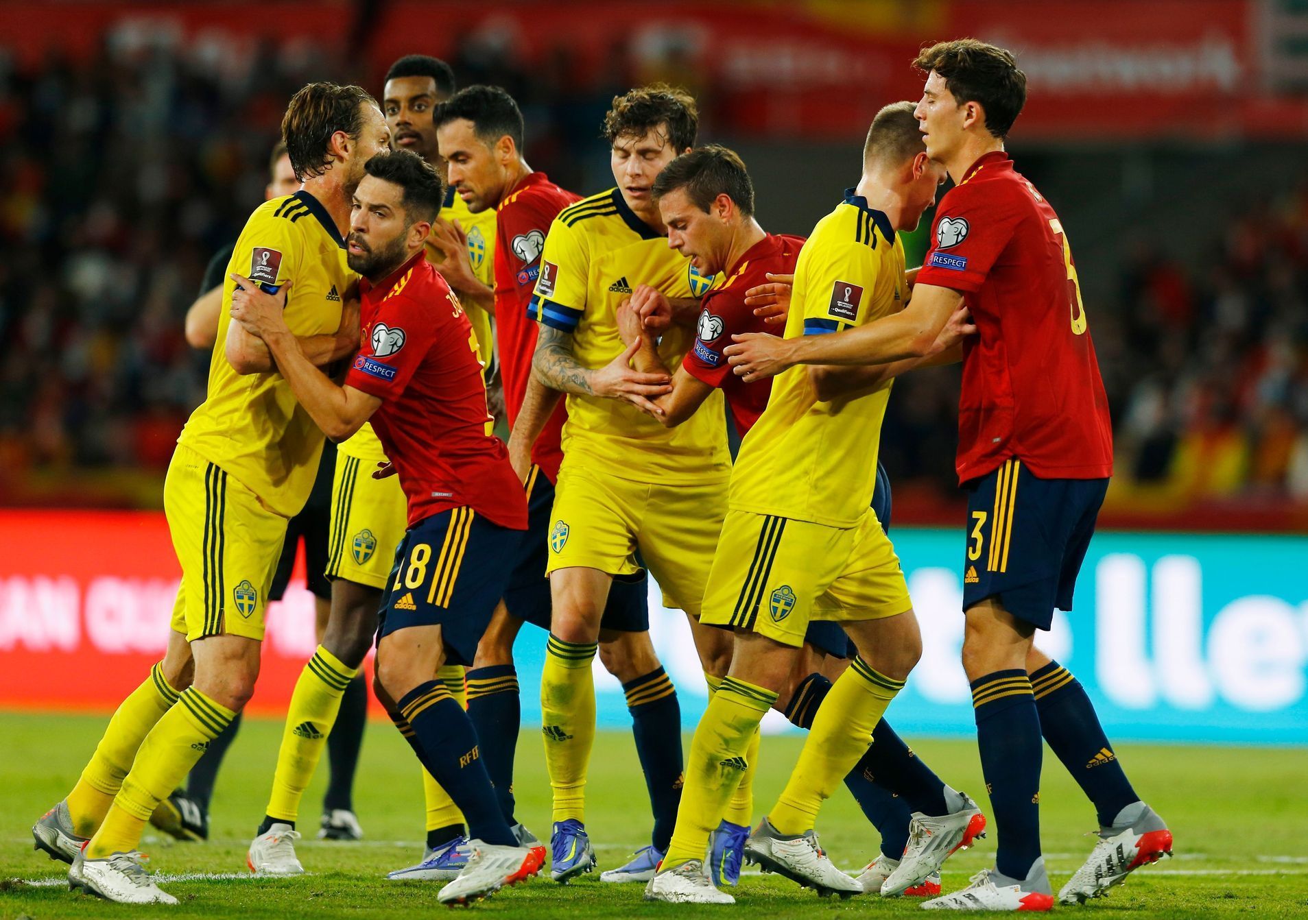 Momentka z utkání Španělsko - Švédsko v kvalifikaci o MS 2022