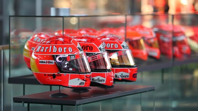Jak se 3D skenuje přilba sedminásobného mistra světa formule 1 Michaela Schumachera.