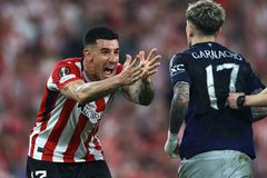 Bilbao smutní. Sen o finále se mu téměř rozplynul, rýsuje se ryze anglický souboj