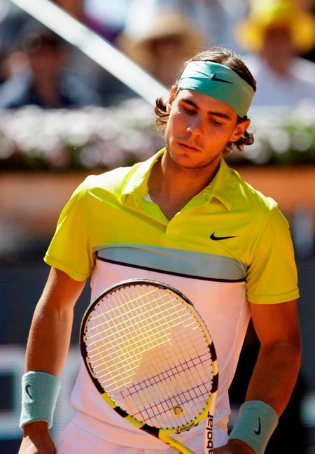 Rafael Nadal bojuje ve finále v Madridu s Rogerem Federerem