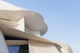 Architekt Nouvel, držitel prestižní Pritzkerovy ceny, se prý při návrhu Národního muzea Kataru nechal inspirovat plátky pouštní růže.