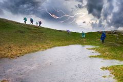 Meteorologové varují před bouřkami, přijít může i přívalový déšť, vítr a krupobití