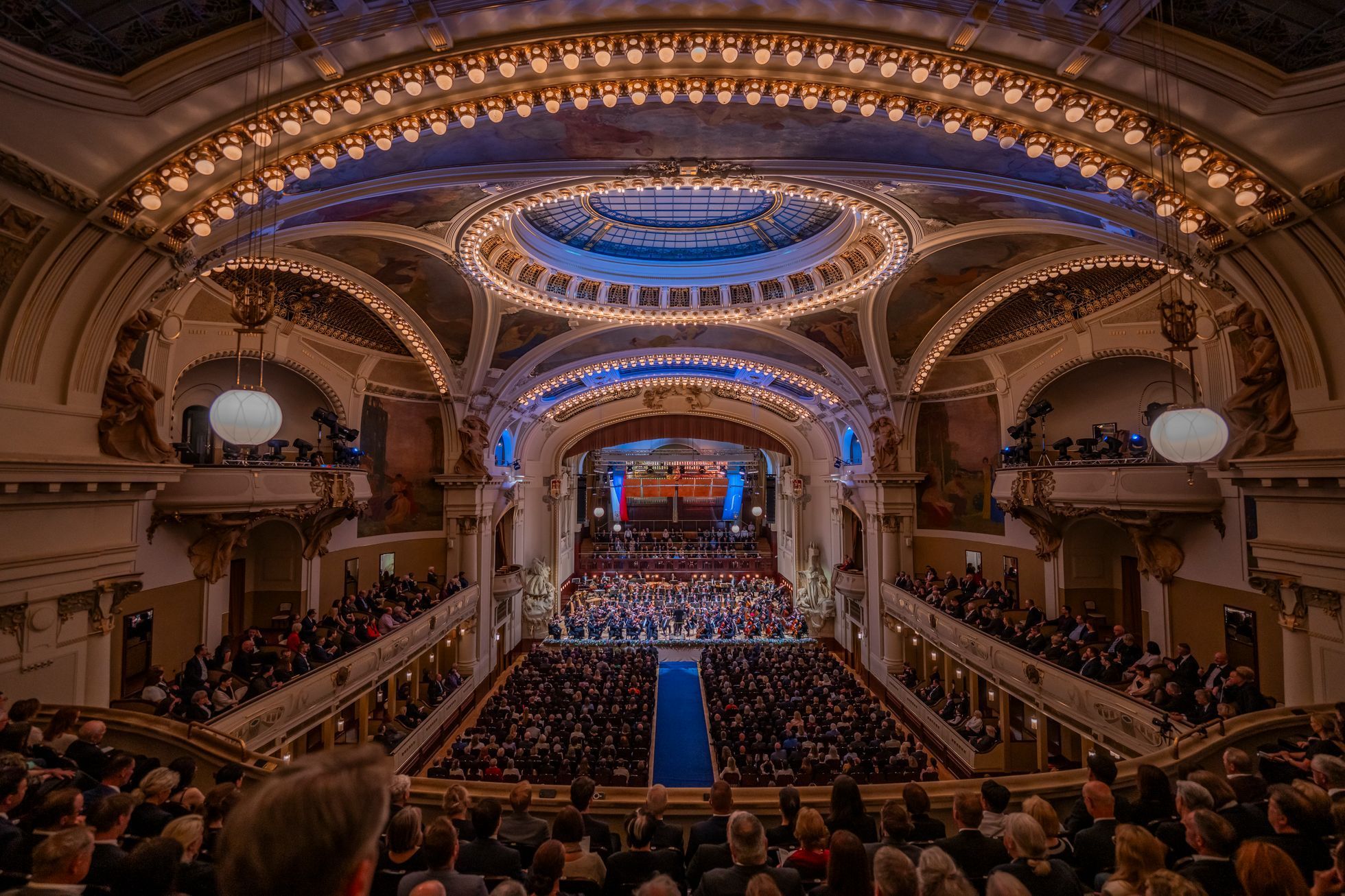 Chicago Symphony Orchestra, Pražské jaro, Obecní dům