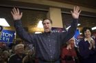 Průzkumy: Šanci porazit Obamu má jedině Romney