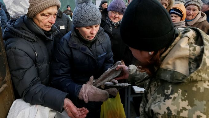 Lidé na východní Ukrajině. Ilustrační foto.
