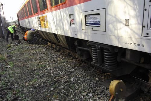 Nehoda vlaku zastavila hlavní trať v ČR