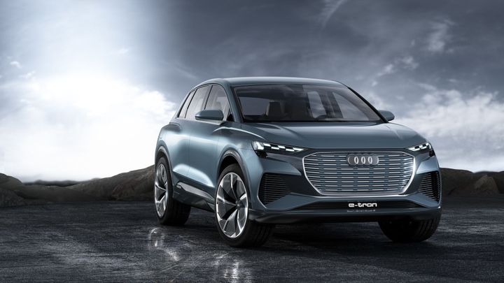 Do roku 2025 chce mít Audi 12 elektroaut. V Ženevě ukazuje variaci na Škodu Vision iV