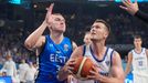 Martin Peterka v zápase ME v basketbalu 2025 proti Estonsku