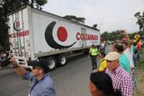 První kamiony s humanitární pomocí dorazily do kolumbijské Cúcuty už ve čtvrtek.