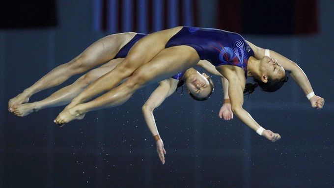 Skoky do vody dvojic. Umění, nebo sport na asijských hrách?