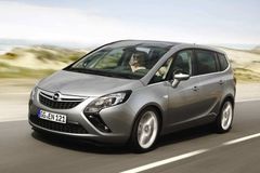 Opel nabízí hned dvě Zafiry. A obě sedmimístné
