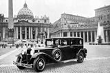 Mercedes-Benz 460 Nürburg papež převzal na podzim 1930.