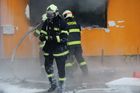 Při požáru v domě na sídlišti ve Zlíně se zranilo 13 lidí