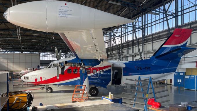 Výroba letounů v kunovické továrně Aircraft Industries (16. 10. 2025)