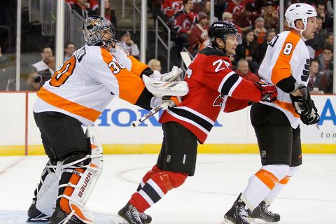 NHL, New Jersey Devils - Philadelphia Flyers: Patrik Eliáš - Ilja Bryzgalov a Nicklas Grossmann